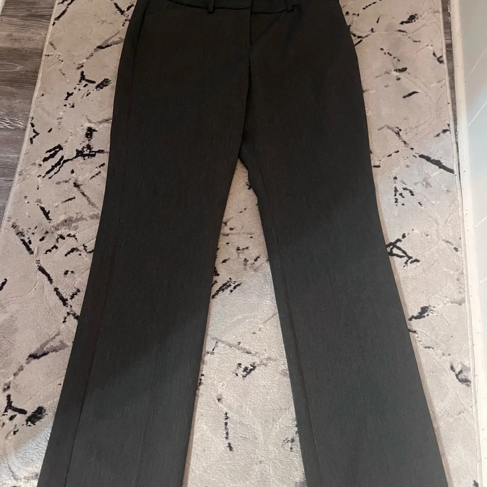 Express - Picture 2 of 4